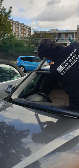 auto glass windshield replacement